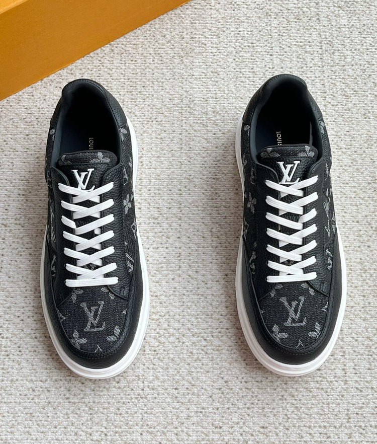 Louis Vuitton 39/44