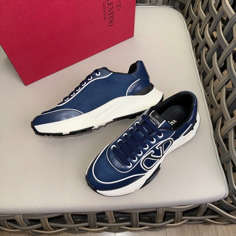 Valentino 39-45