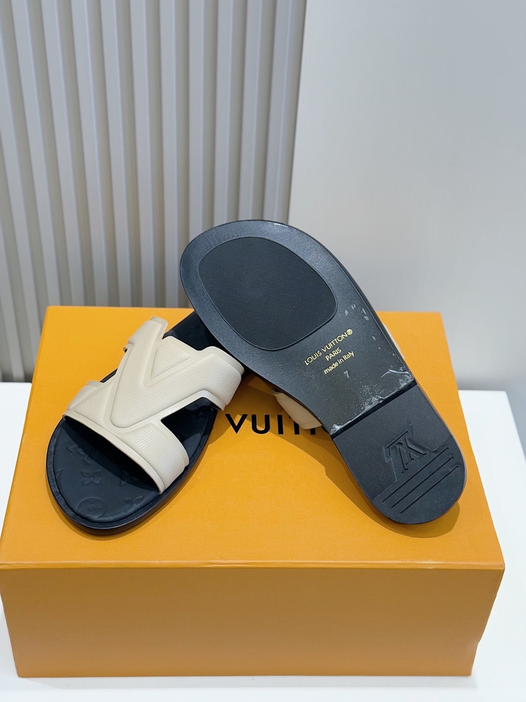 LV Oasis Mule 38-46
