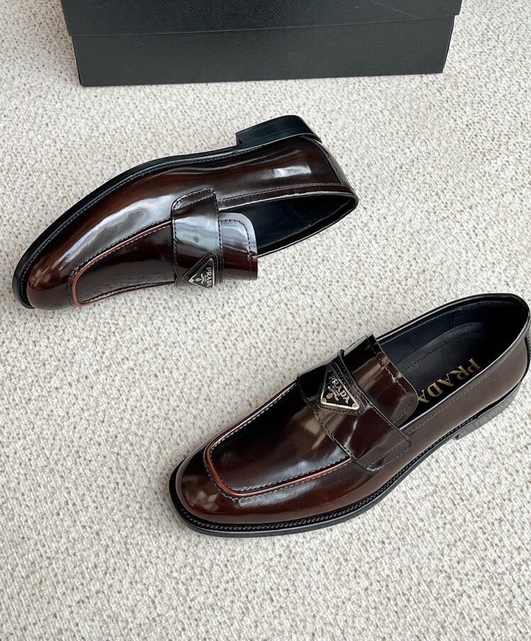 Prada 39/45