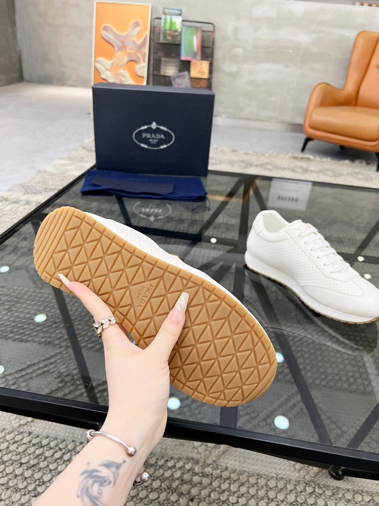 Prada 38/45