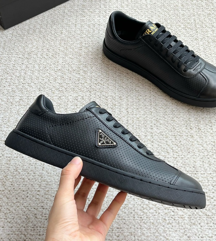 Prada 39/44