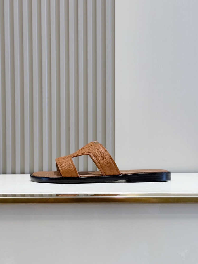 LV Oasis Mule 38-46