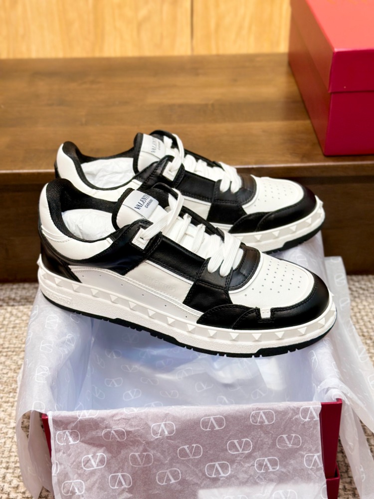 Valentino Garavani Freedots Sneakers 35-45