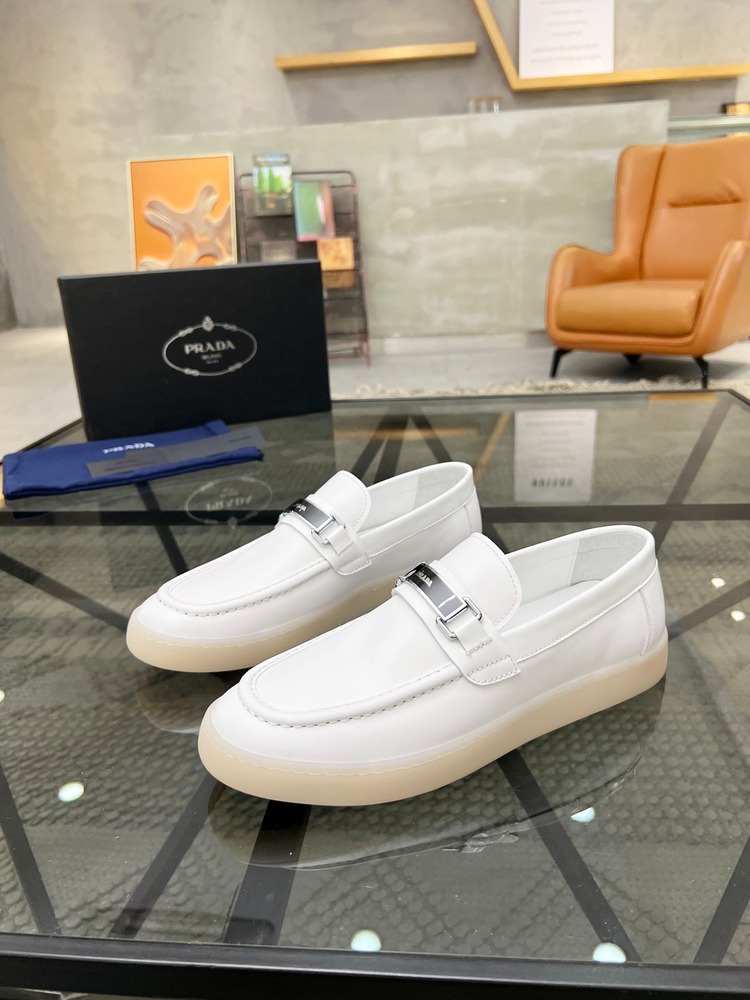 Prada 39/44