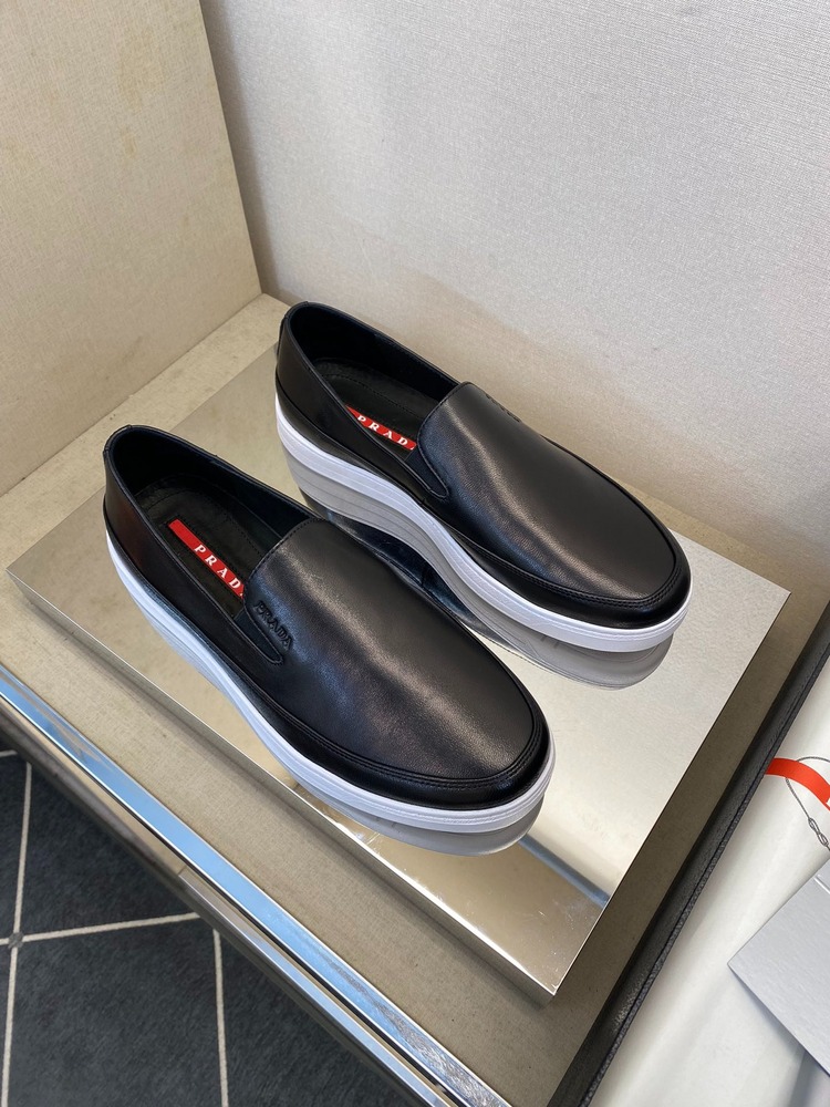 Prada 39/44