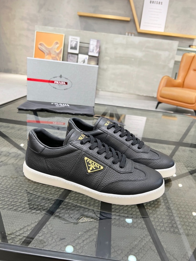 Prada 39/44
