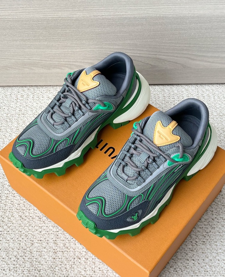 Louis Vuitton Summit Sneaker 38/45