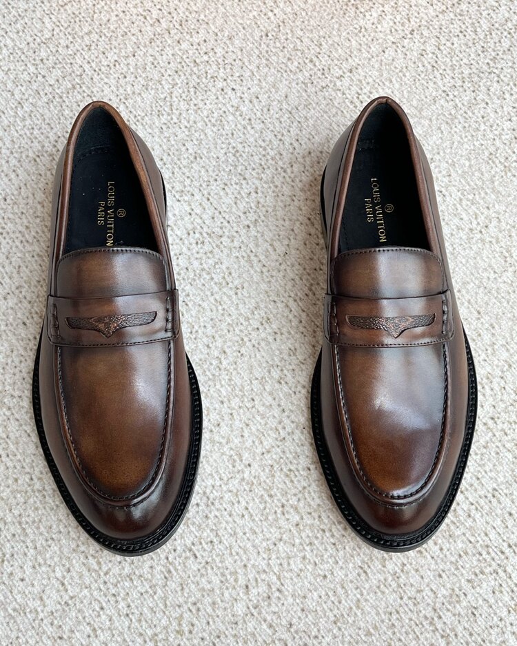 Louis Vuitton 39/45