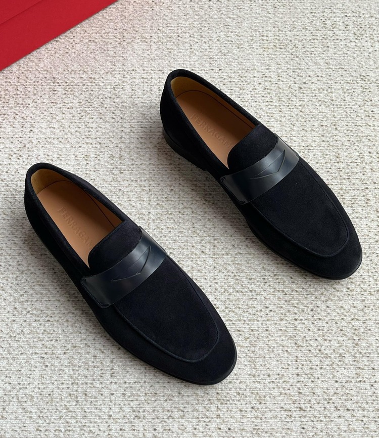 Salvatore Ferragamo 39-44