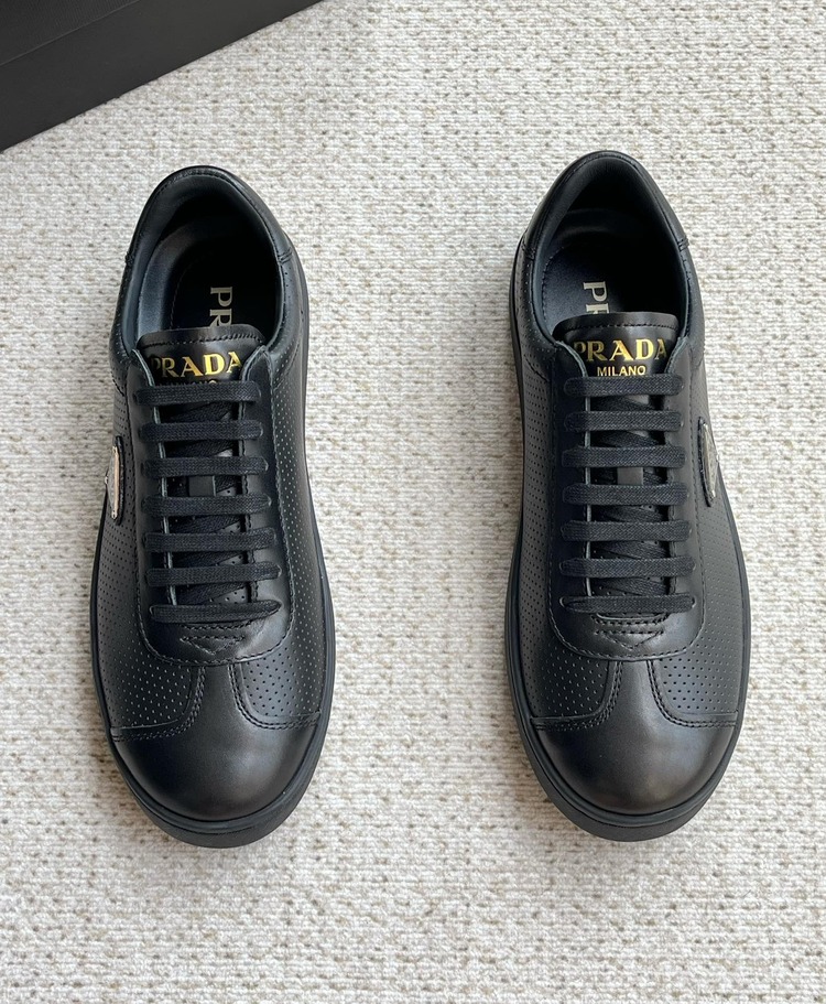 Prada 39/44