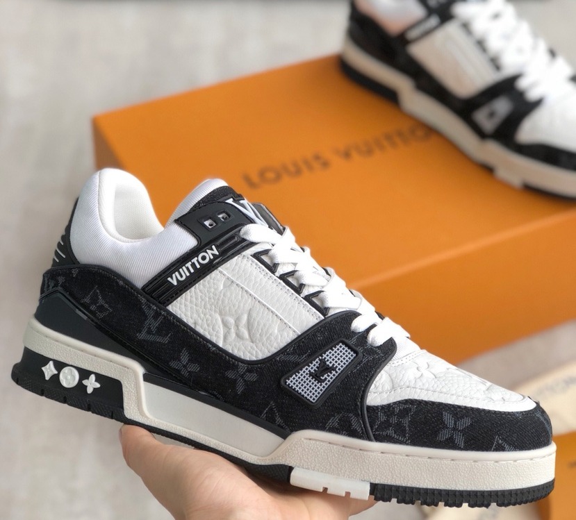 Louis Vuitton 35/44