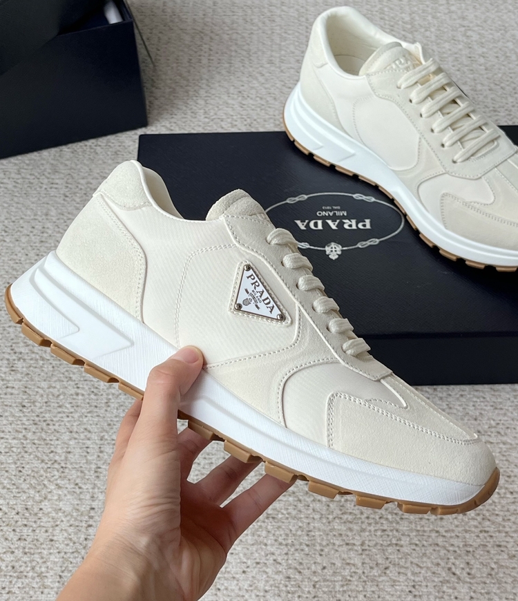 Prada 39-45