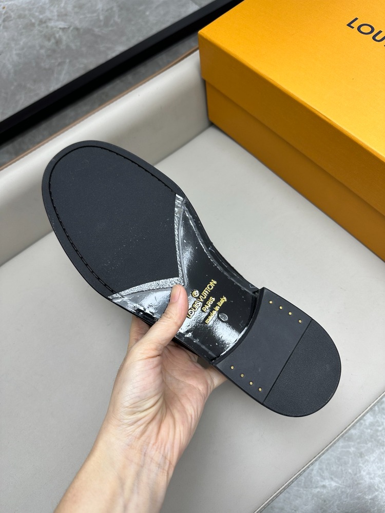 Louis Vuitton Major Open Loafer 38-47