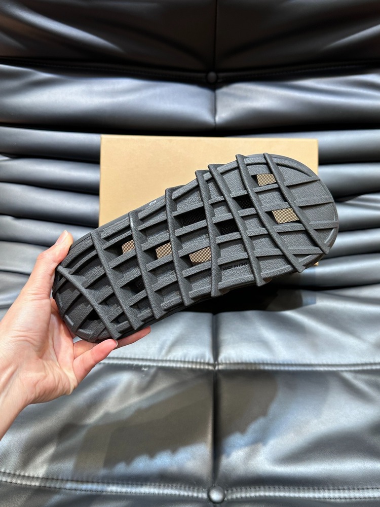 Burberry 39-44