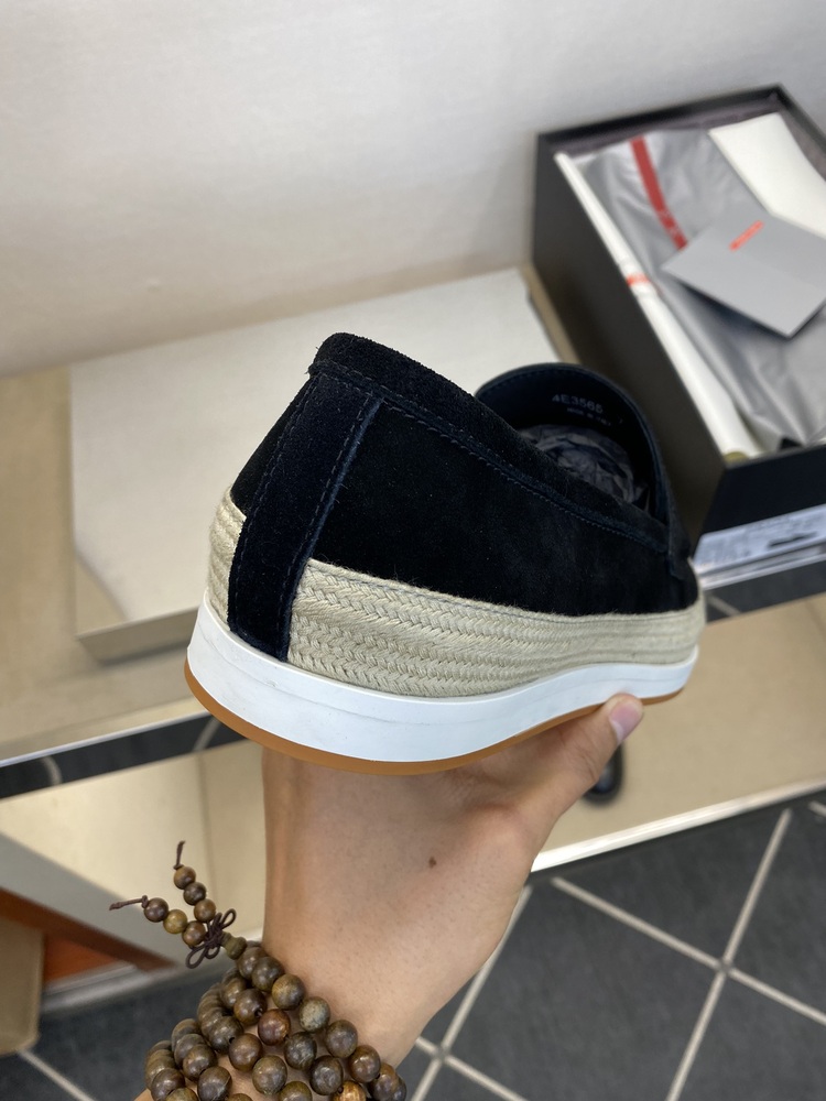 Prada 39/45