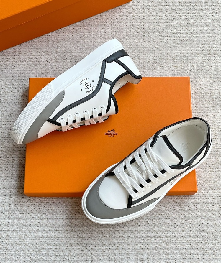 Hermes 39/44