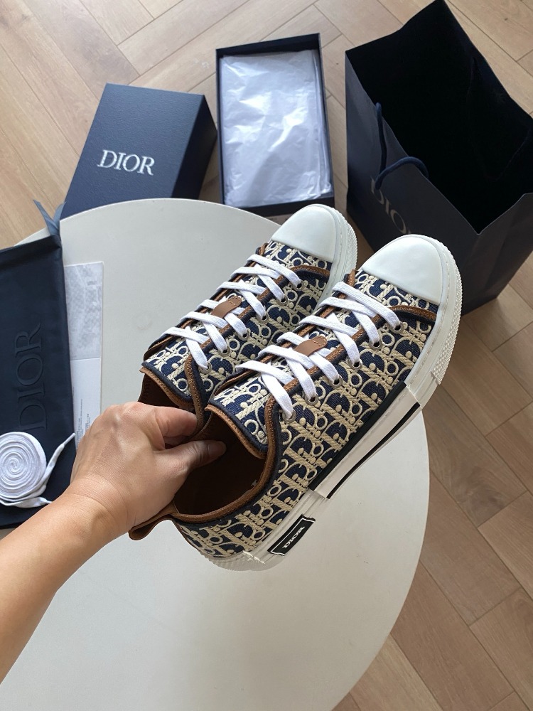 B23 League Low-Top Sneaker Blue and Beige 35-45