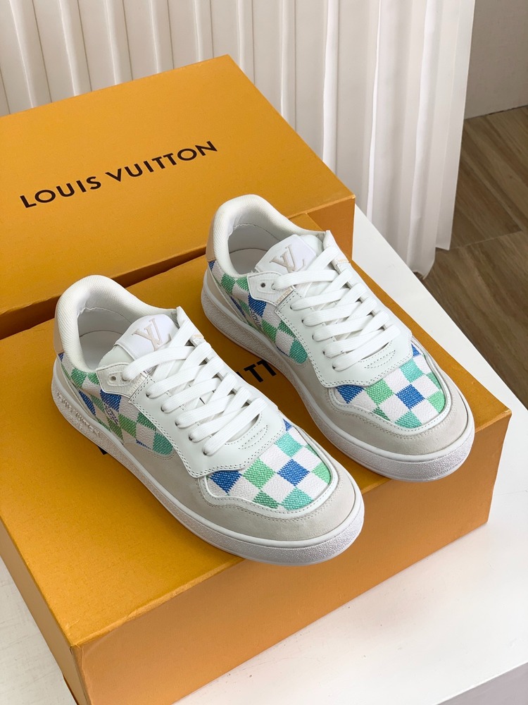 Louis Vuitton 35/44
