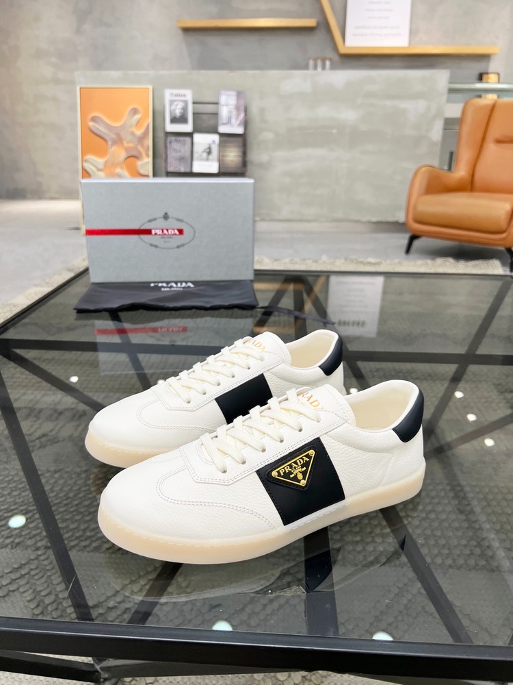 Prada 39/44
