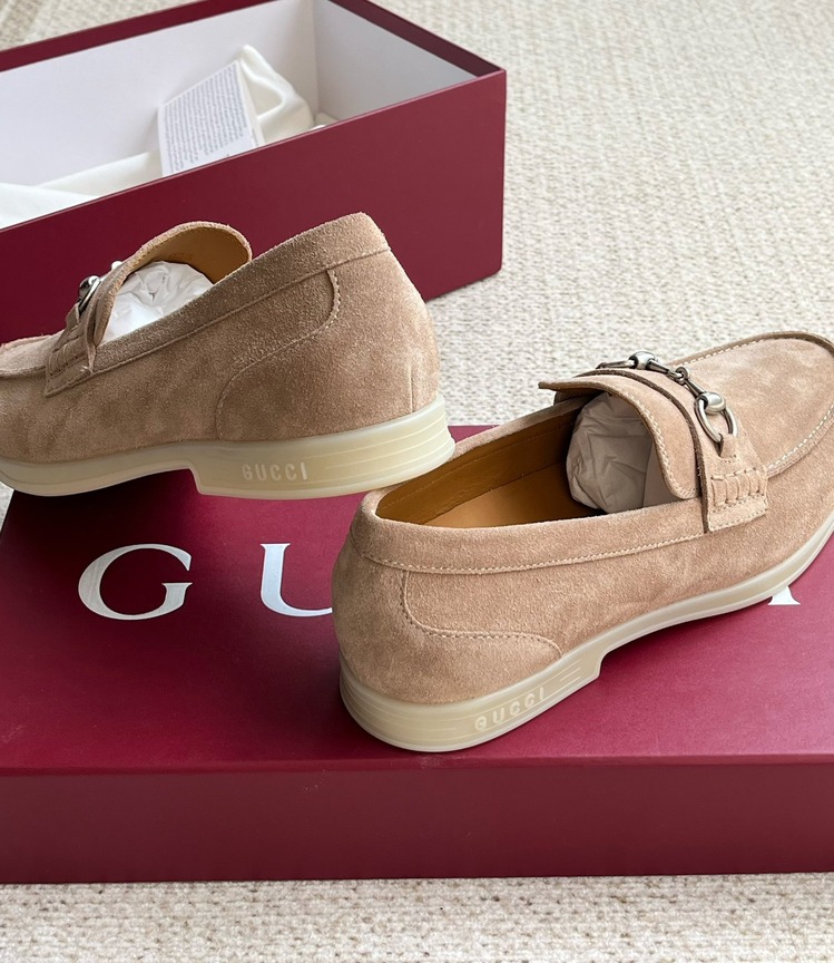 Gucci 39-44