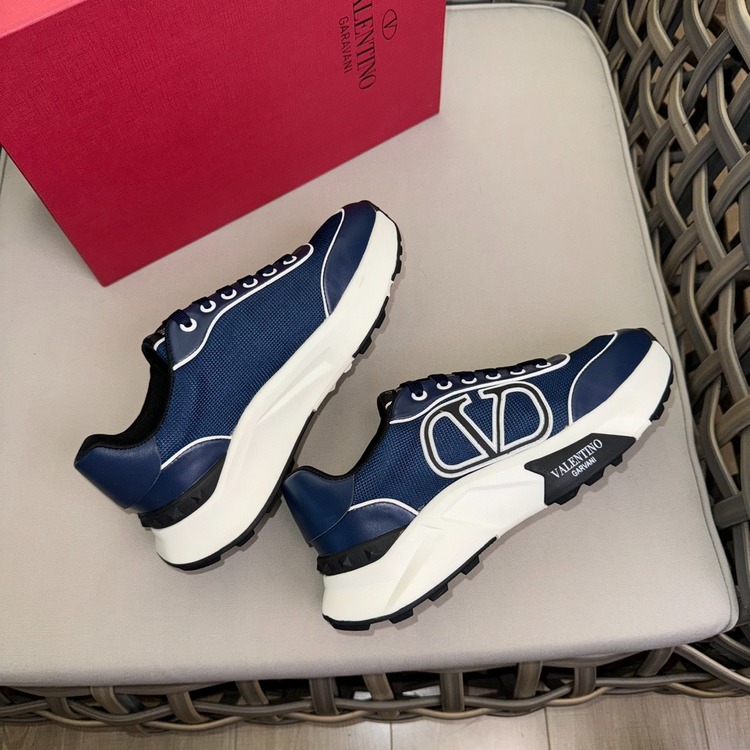 Valentino 39-45