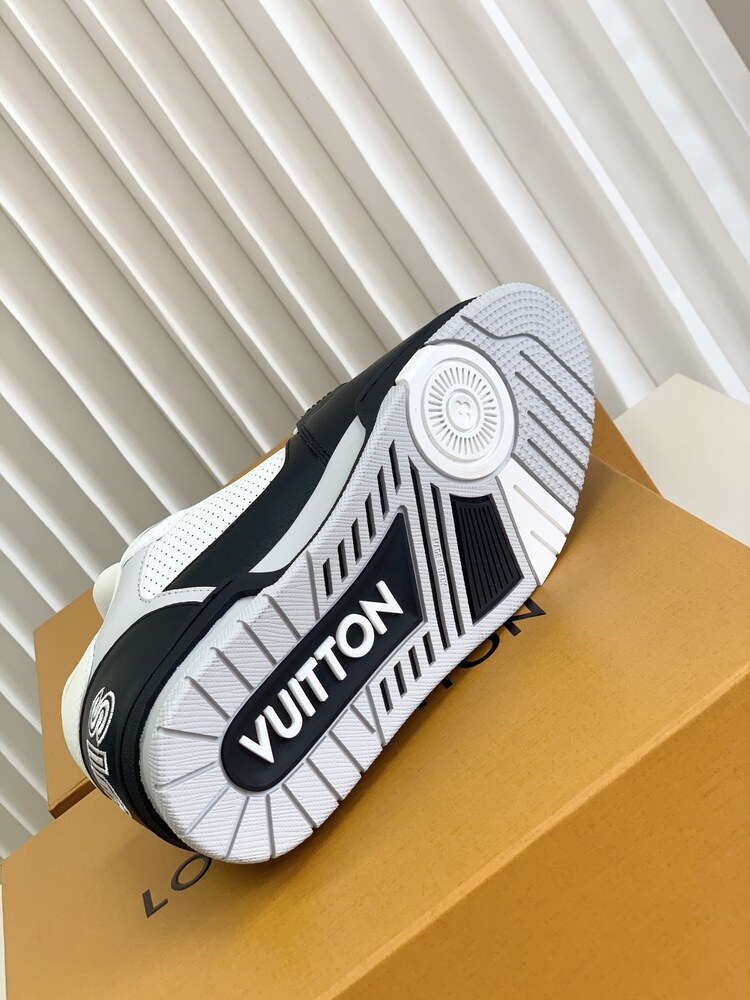 Louis Vuitton 39/45