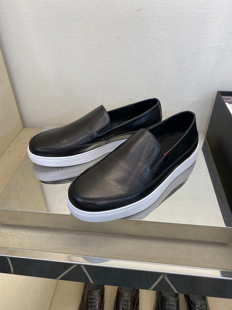 Prada 39/44
