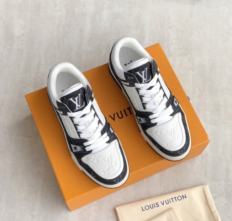 Louis Vuitton 35/44