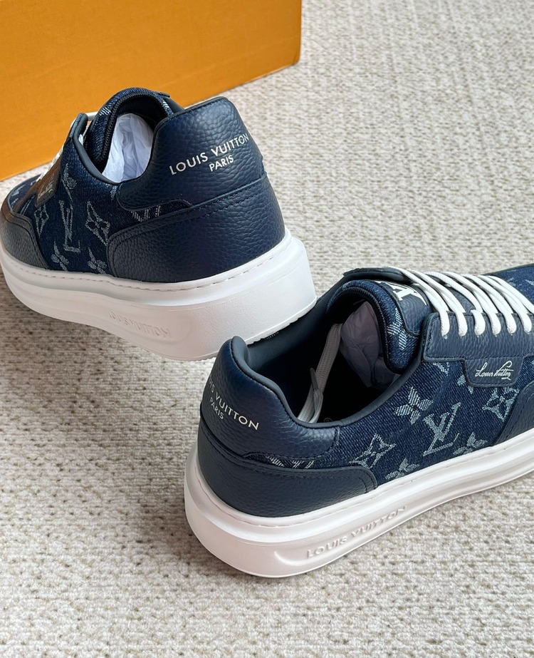 Louis Vuitton 39/44