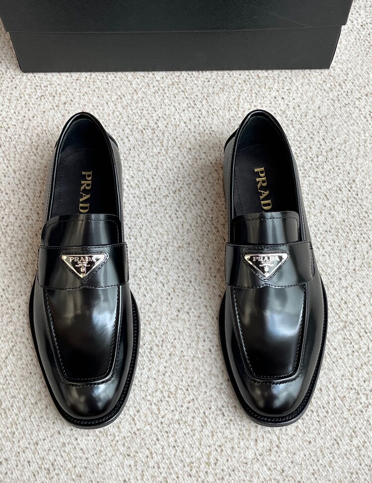Prada 39/45