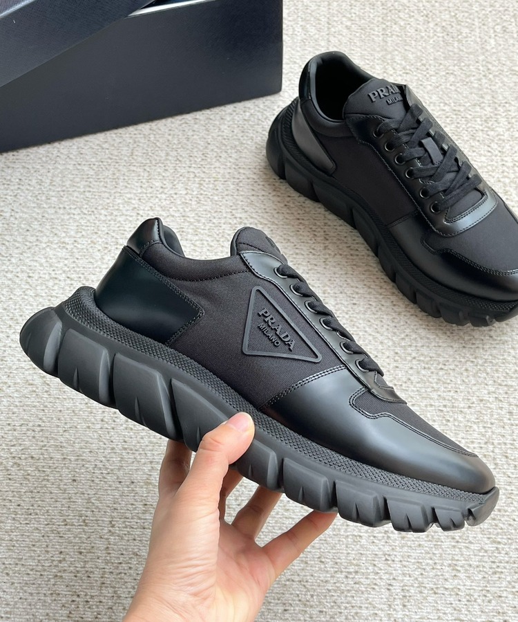Prada 39/44