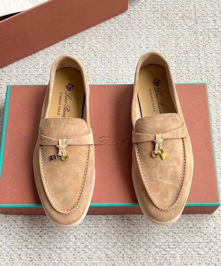Loro Piana 35/44