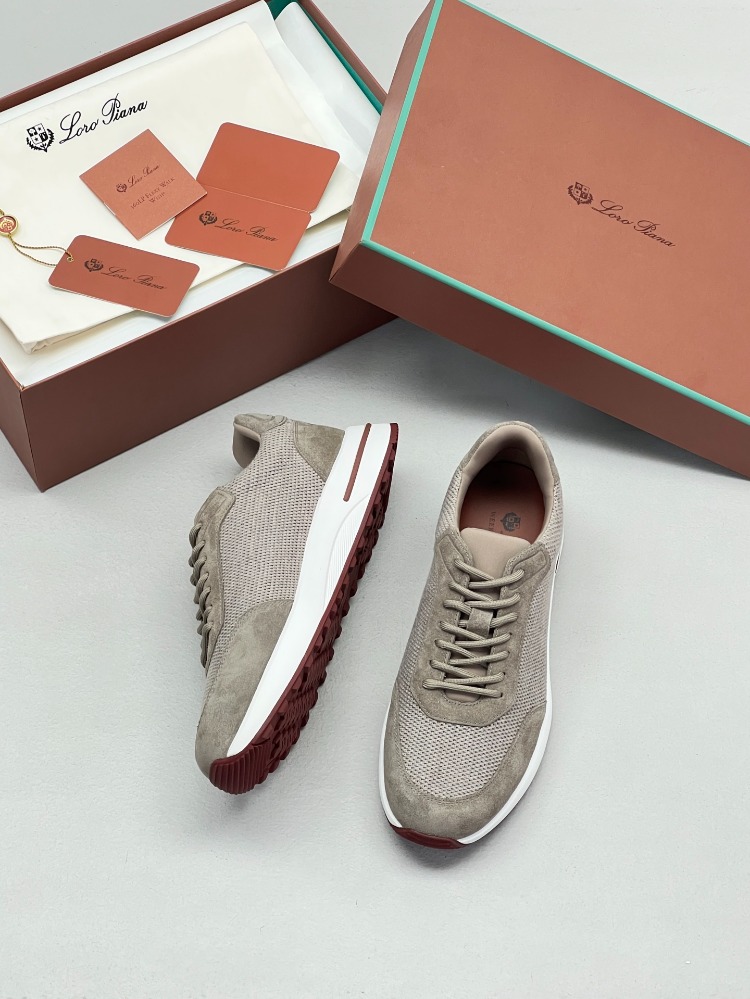 Loro Piana Weekend Walk 39-45