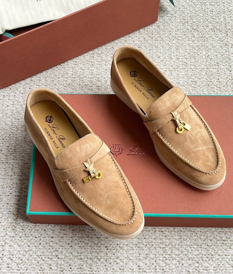 Loro Piana 35/44