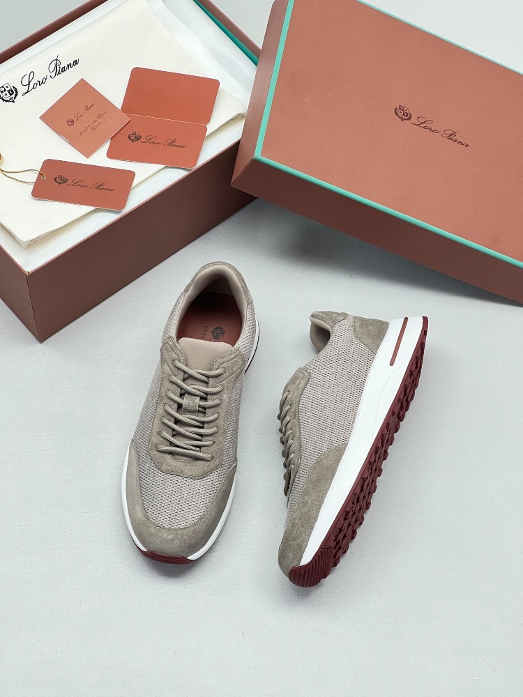Loro Piana Weekend Walk 39-45