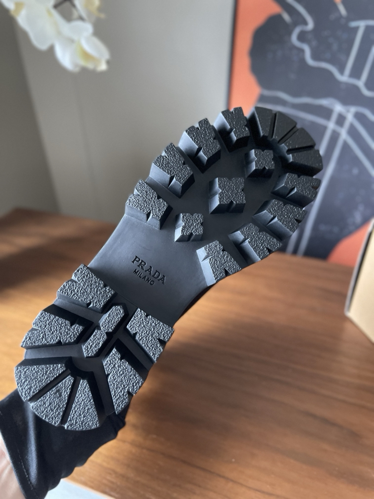 Prada 39-45