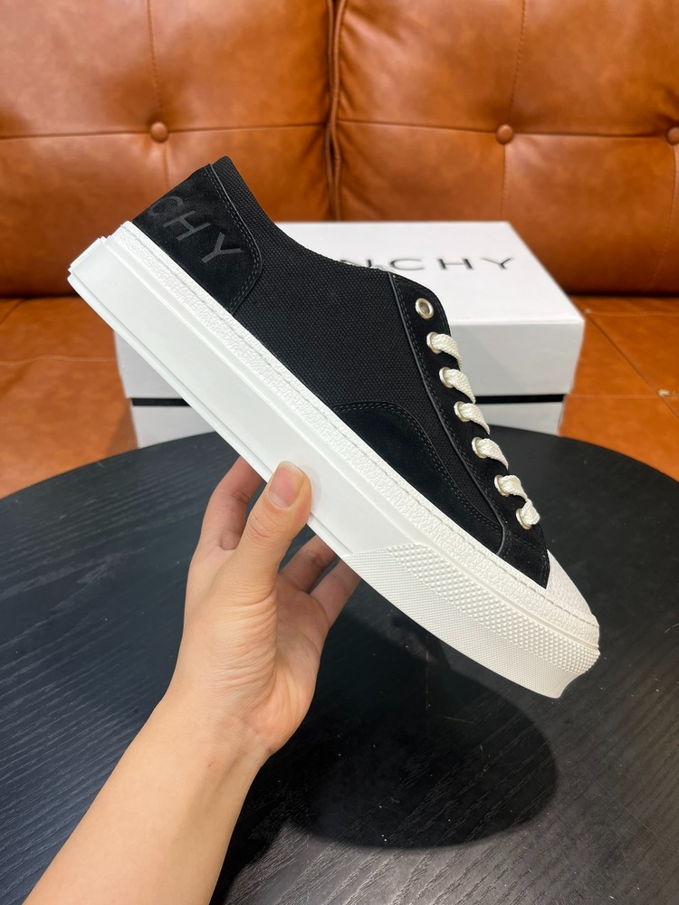 Givenchy 38/45
