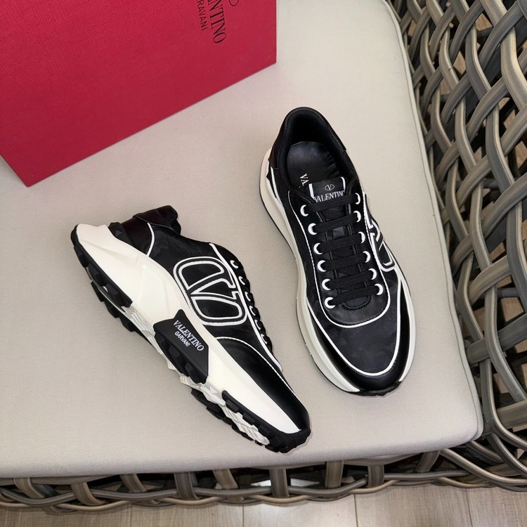 Valentino 39-45