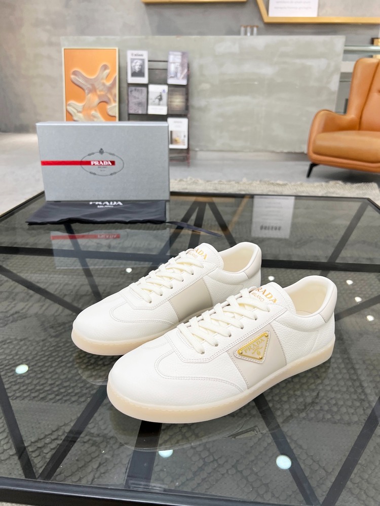 Prada 39/44