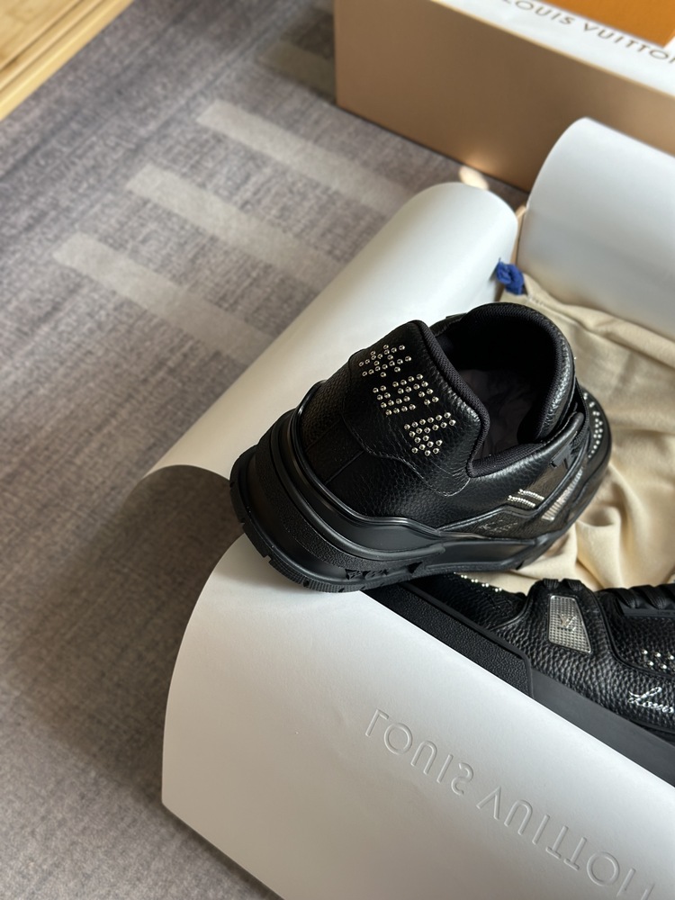 Louis Vuitton 39/45