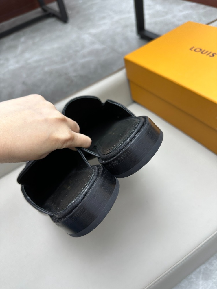 Louis Vuitton Major Open Loafer 38-47