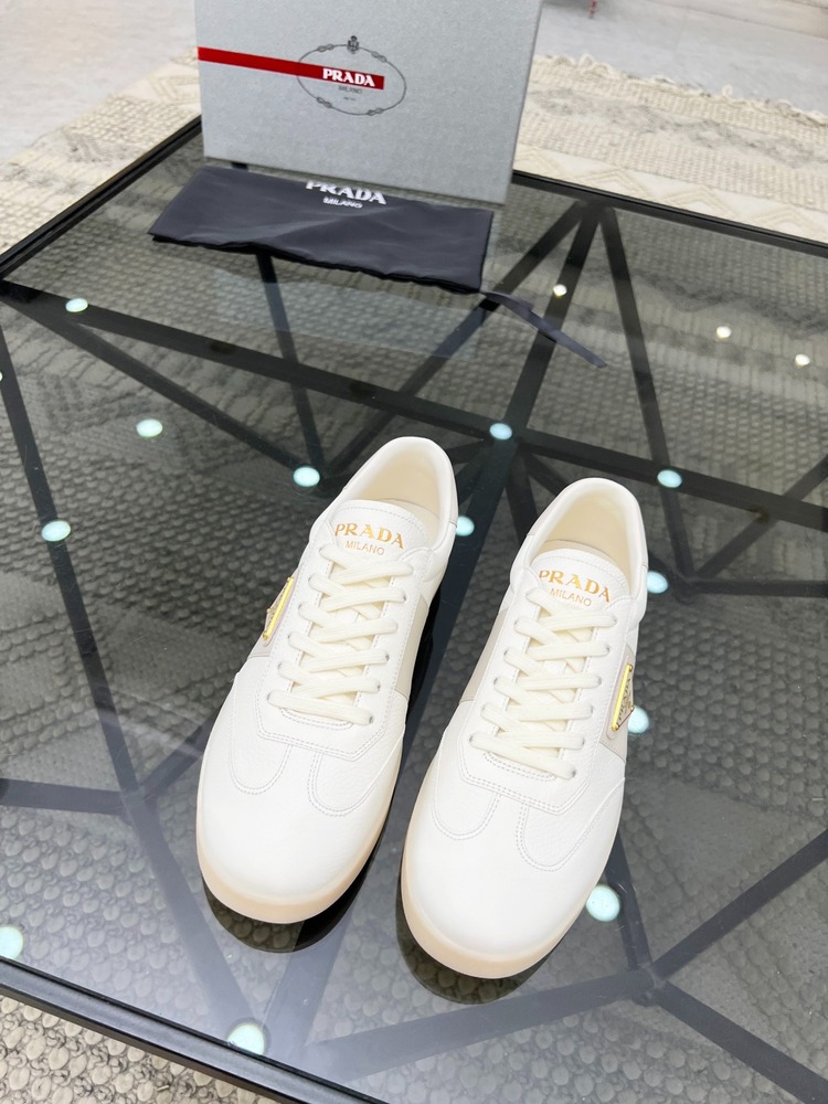 Prada 39/44