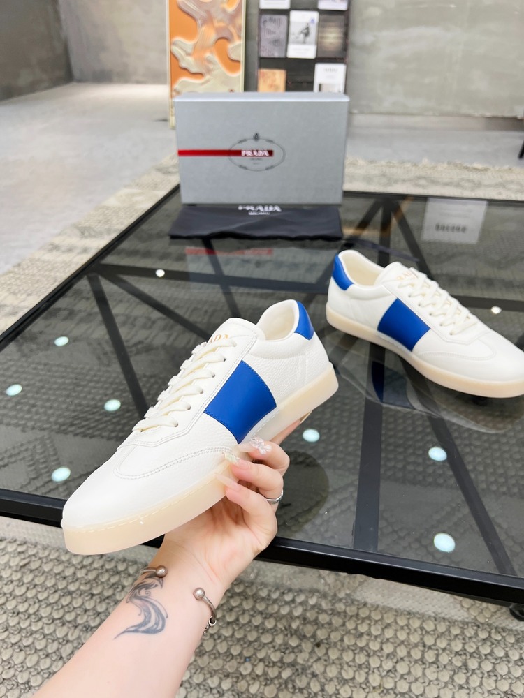 Prada 39/44