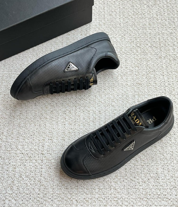 Prada 39/44