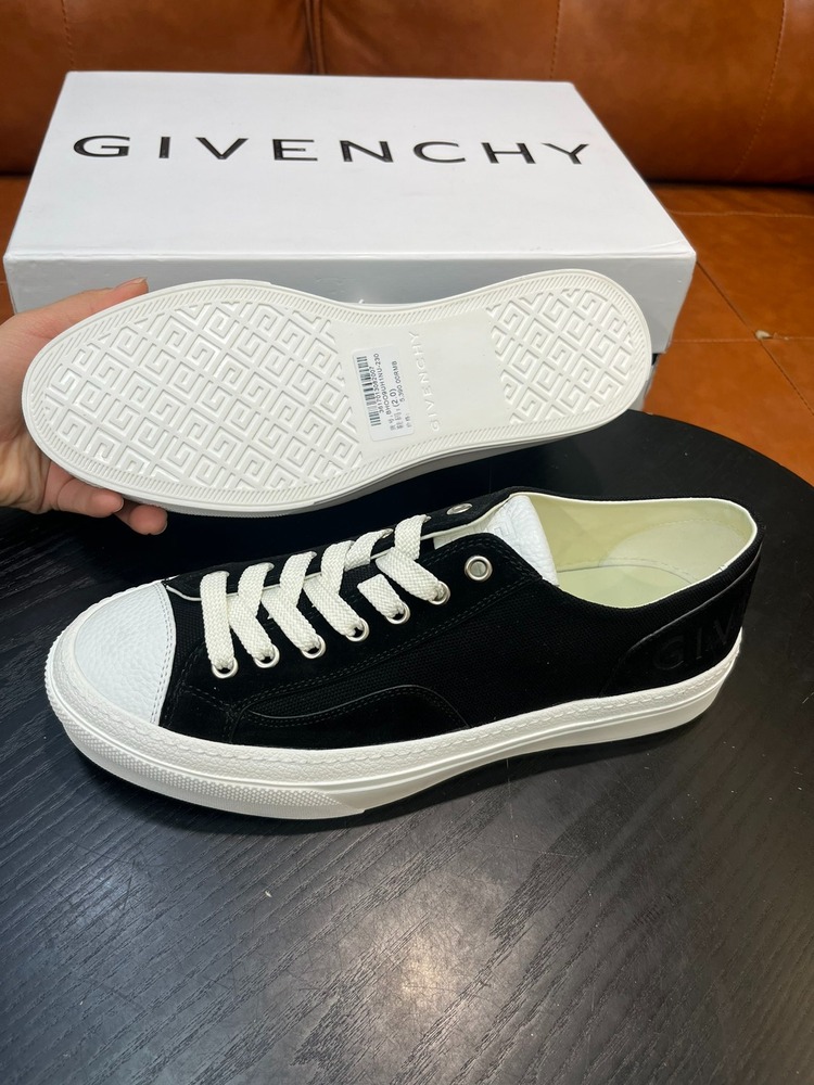 Givenchy 38/45