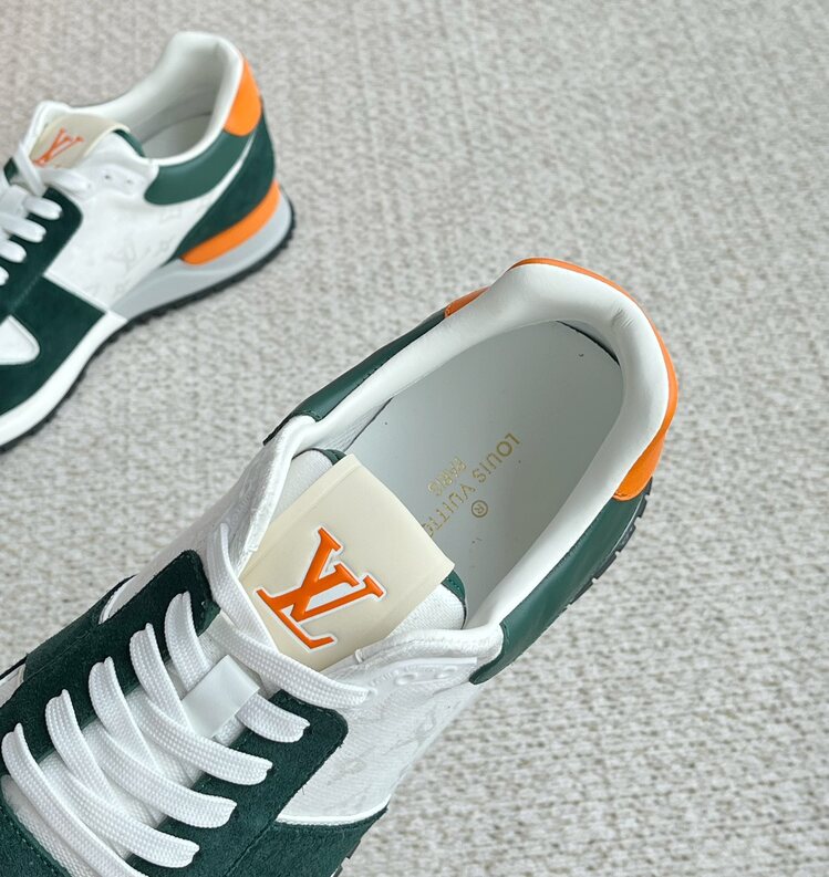 Louis Vuitton 39/45