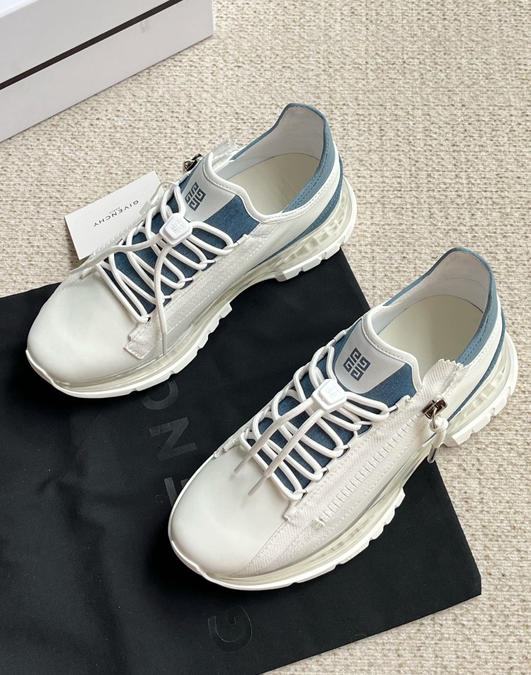 Givenchy 39/45