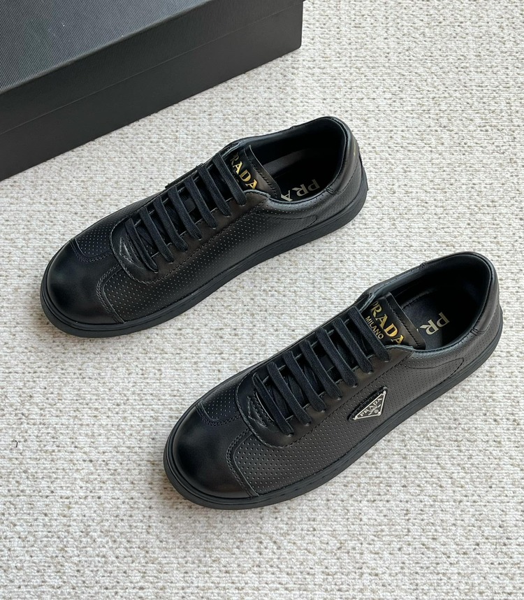 Prada 39/44
