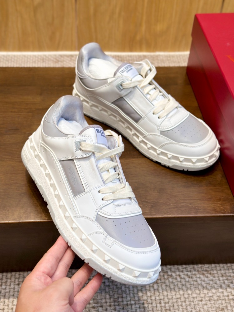 Valentino Garavani Freedots Sneakers 35-45